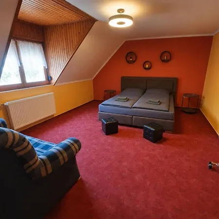 Spacious In Tiszafred Near Tisza Apartman